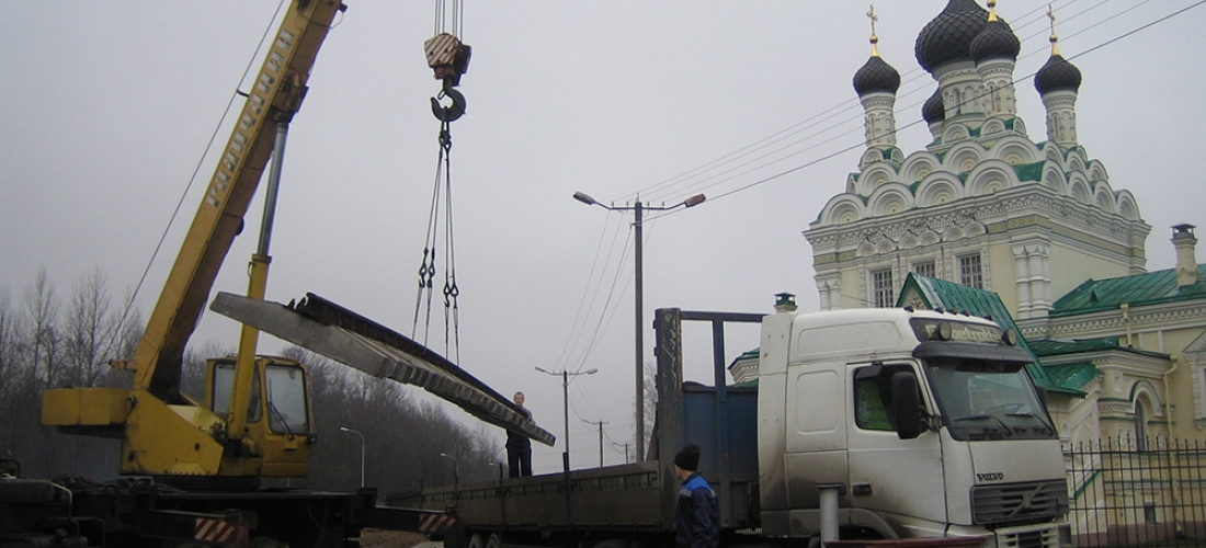 Капитальный ремонт кранового пути (Выгрузка рельсошпальной решетки) ОАО «ТГК-1» ГЭС-13, 2014г.